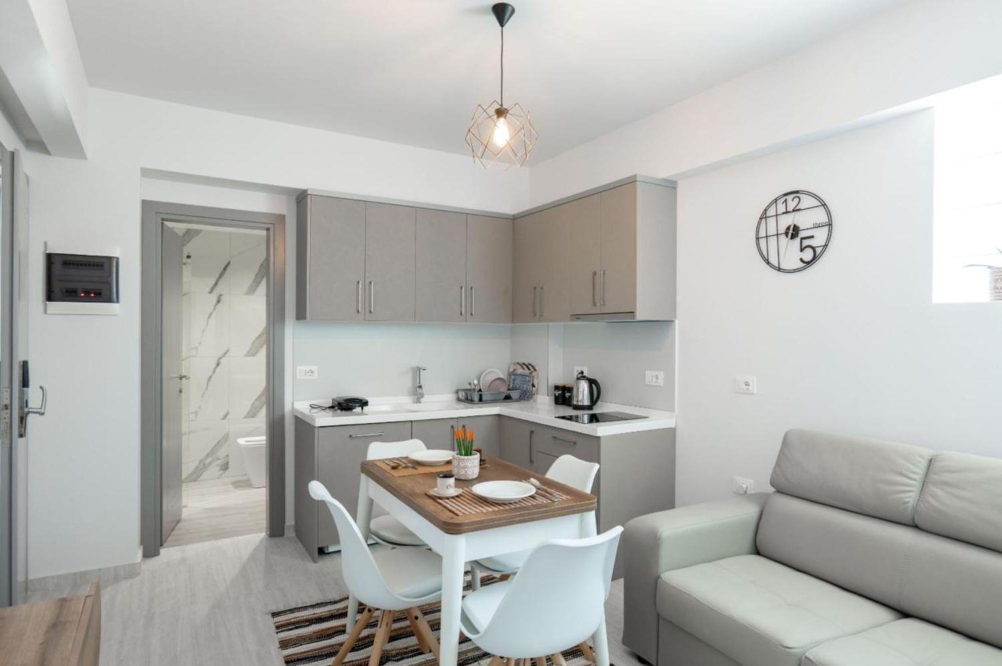 Aleksandra Apartments Саранде Екстериор снимка